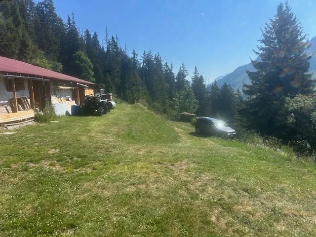Chalet bergerie au calme à la montagne. Confort rustique. Unique !