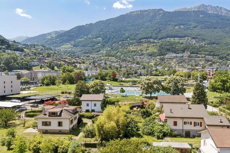 Tra lago e montagna, villa di 2 alloggi