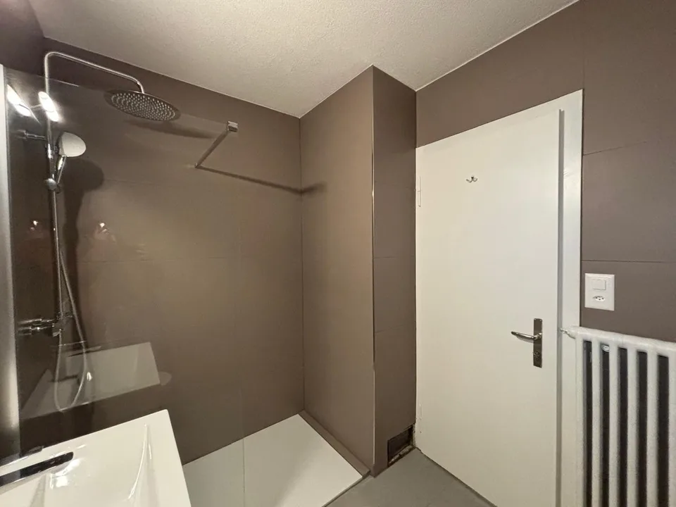 Helle 4-Zimmer-Wohnung mit Balkon in Aarwangen