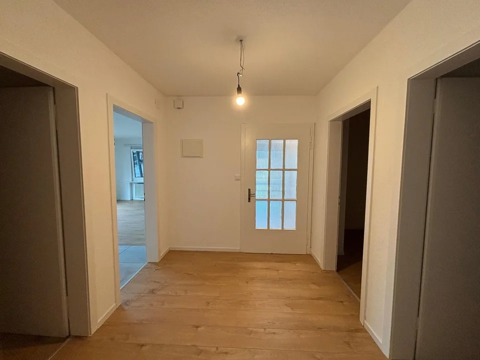 Helle 4-Zimmer-Wohnung mit Balkon in Aarwangen