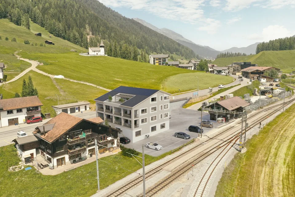 Exklusiver Zweitwohnsitz in Davos-Frauenkirch! 4.5-Zimmer-Dachwohnung