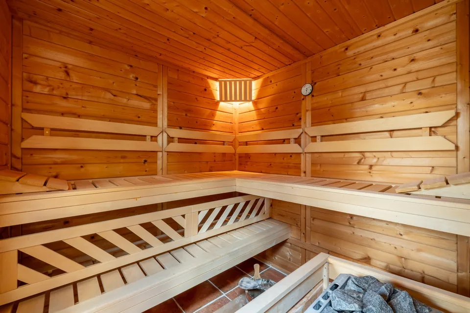 Charmantes Einfamilienhaus mit Garten und Wellness-Oase – Foto 10 von 14