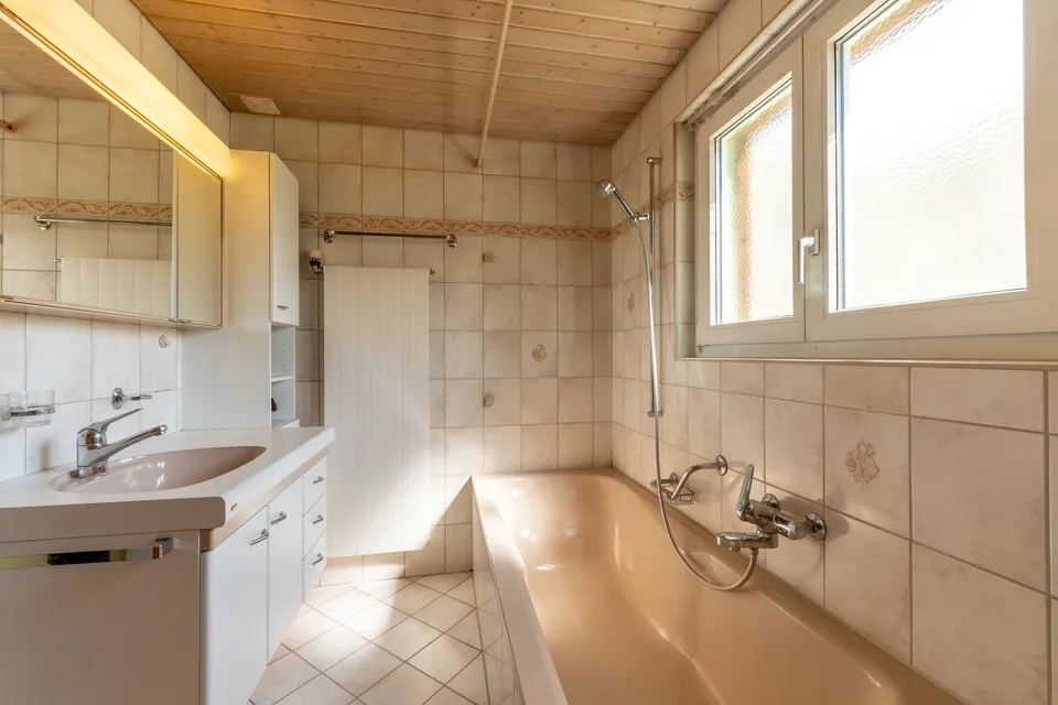 Charmantes Einfamilienhaus mit Garten und Wellness-Oase – Foto 6 von 14