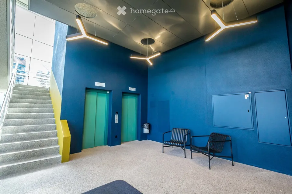 Attraktive Büro- oder Gewerbefläche mit Weitblick – 180 m² im obersten Geschoss
