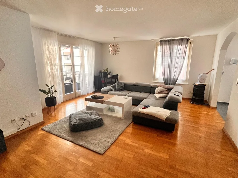 Appartamento di 4,5 locali in affitto nel cuore di Glarus