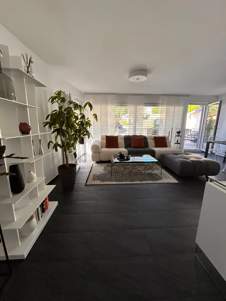 Appartement élégant de 3,5 pièces à Lugaggia
