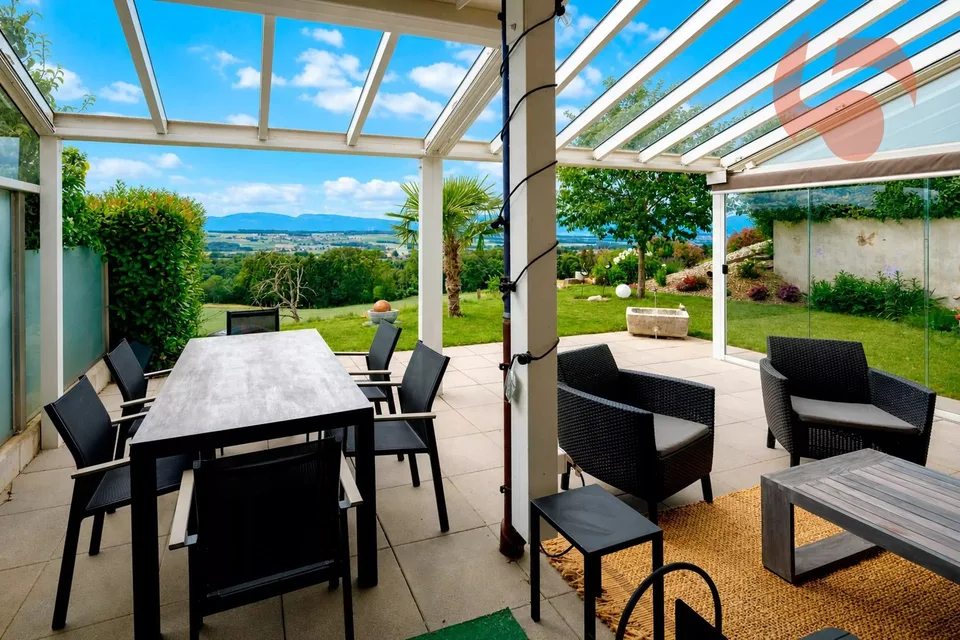 Villa magnifica di 4.5 locali con vista panoramica sul Jura e la campagna circostante