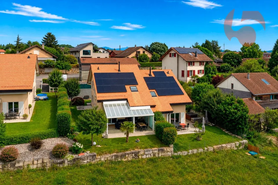 Magnifique villa de 4.5 pièces avec vue panoramique sur le Jura et la campagne environnante