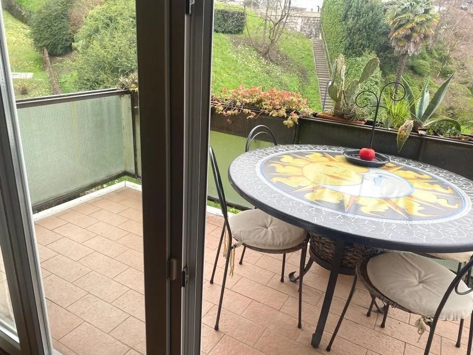 Komfortables 4-Zimmer-Apartment mit teilweisem Seeblick – Foto 15 von 19