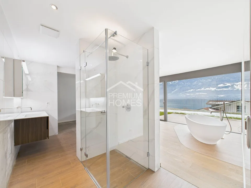 50 m² Sonnenterrasse mit Seesicht - modernes Wohnen am Brienzersee!