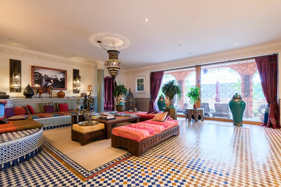 Einzigartige Villa mit exklusivem Wohnambiente & viel Raum zum Leben – foto 25 di 32