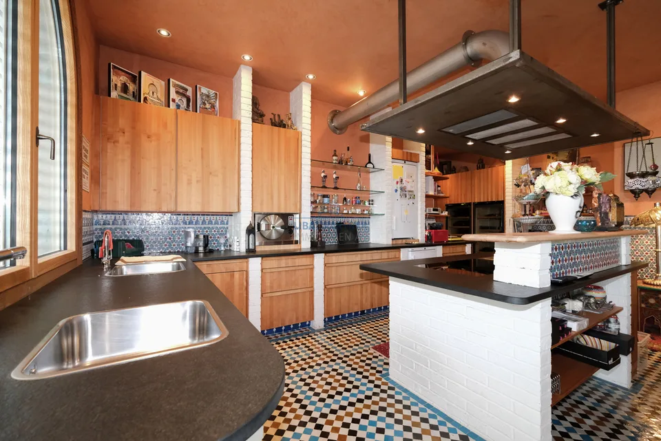 Einzigartige Villa mit exklusivem Wohnambiente & viel Raum zum Leben – foto 28 di 32