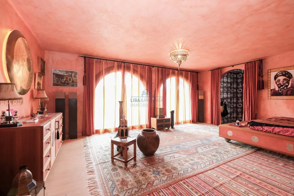 Einzigartige Villa mit exklusivem Wohnambiente & viel Raum zum Leben – foto 30 di 32