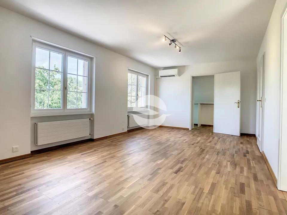 Superbe villa avec piscine, jardin et garage