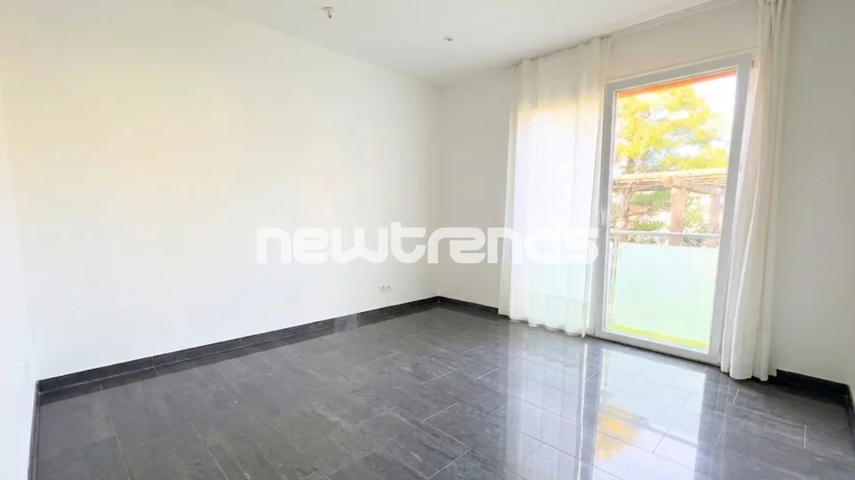 CASA BIFAMILIARE CON 2 APPARTAMENTI INDIPENDENTI DI 10 LOCALI – foto 13 di 13