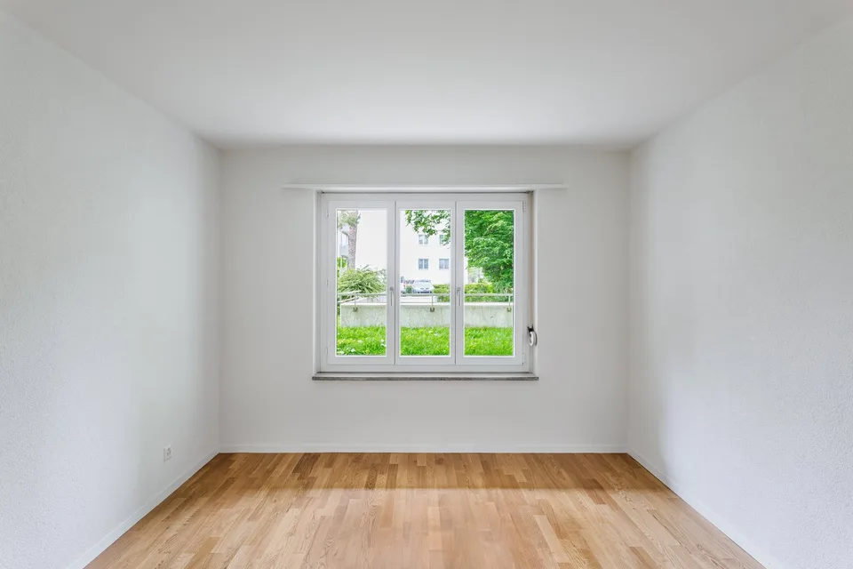 Sanierte 4.0-Zimmerwohnung mit Gartensitzplatz in Zürich-Altstetten