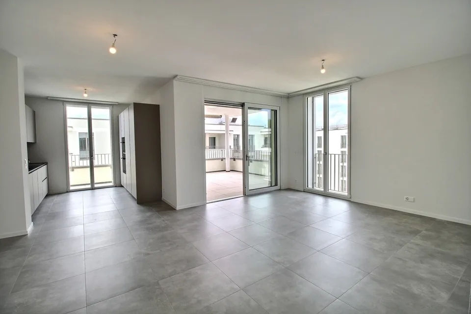 Exceptionnel appartement de 4.5 pièces à louer au dernier étage à Marly !