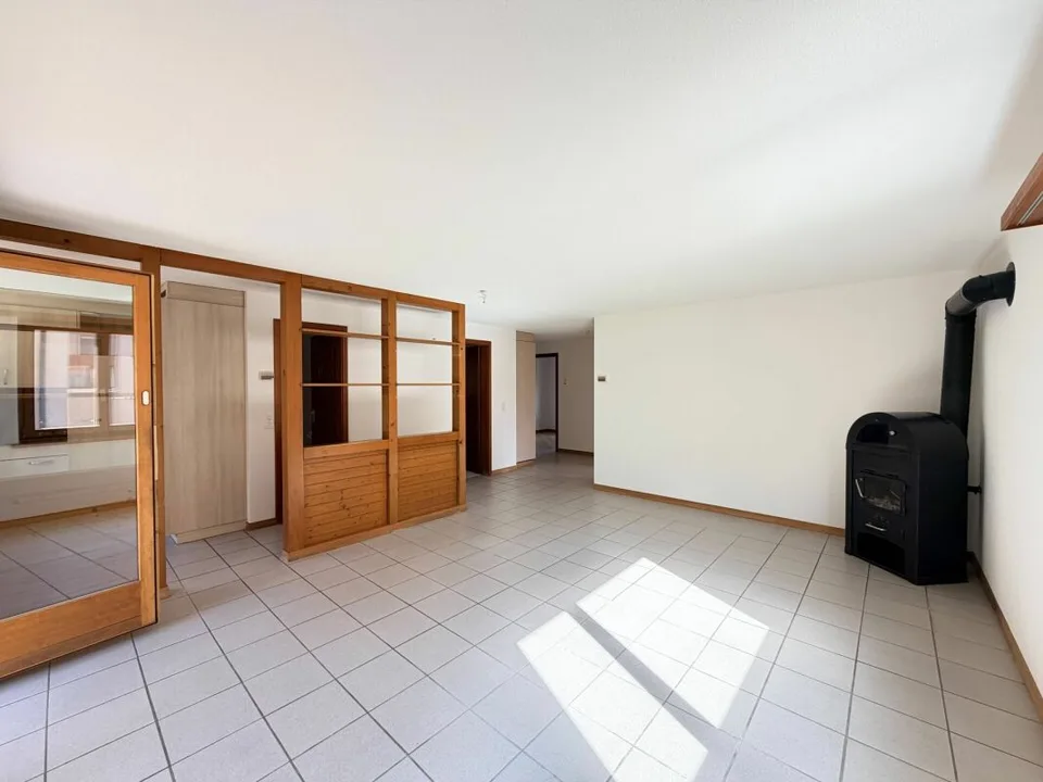 Appartement solide 3,5 pièces avec belle terrasse et EHP à Interlaken