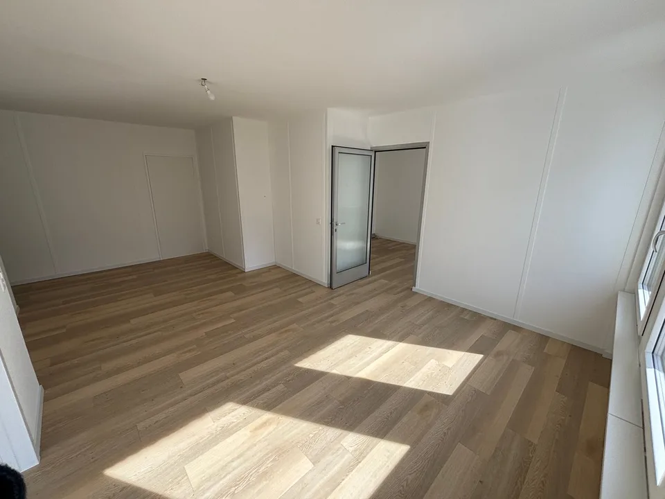 Büro in der City zu vermieten, 53 m2 renoviert