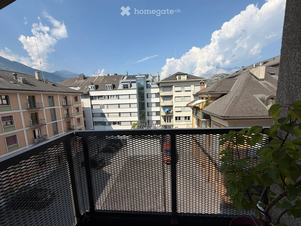 Bello appartamento moderno di 3,5 locali nel cuore di Sion