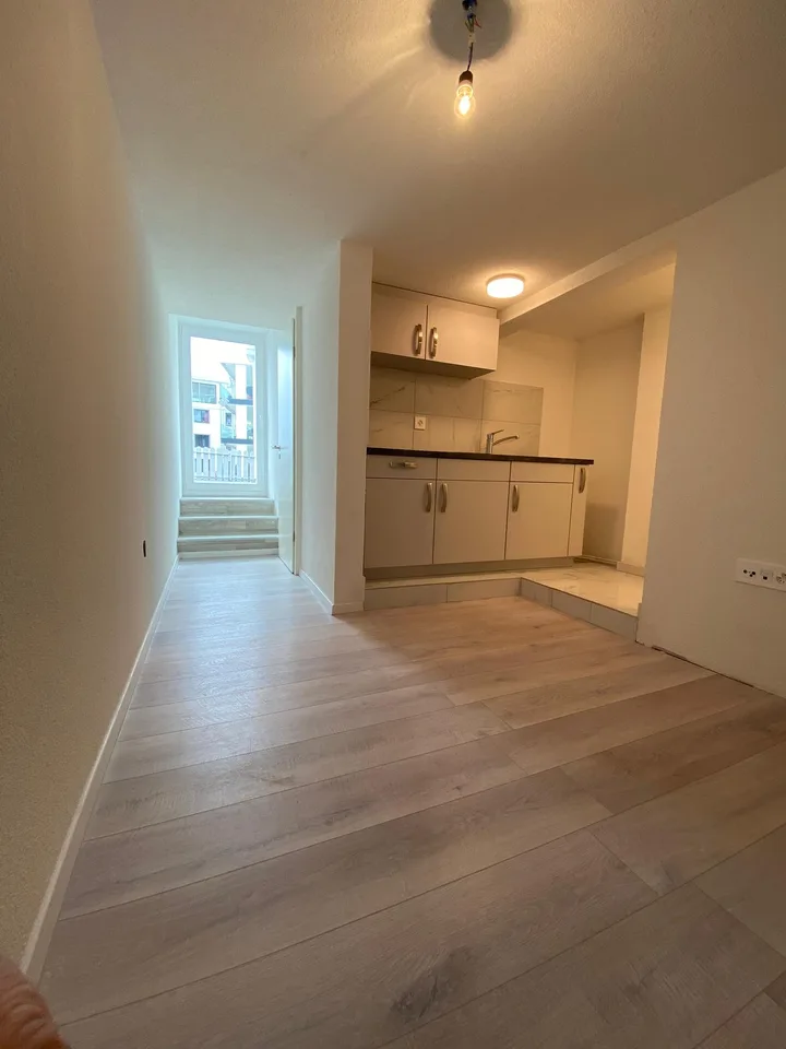 Wunderschöne Studio-Wohnung zur Miete in Siebnen