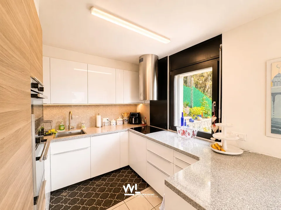 Grosszügiges 5.5-Zi. Einfamilienhaus mit Weitsicht, Terrassen und Garten in Vacallo zu verkaufen
