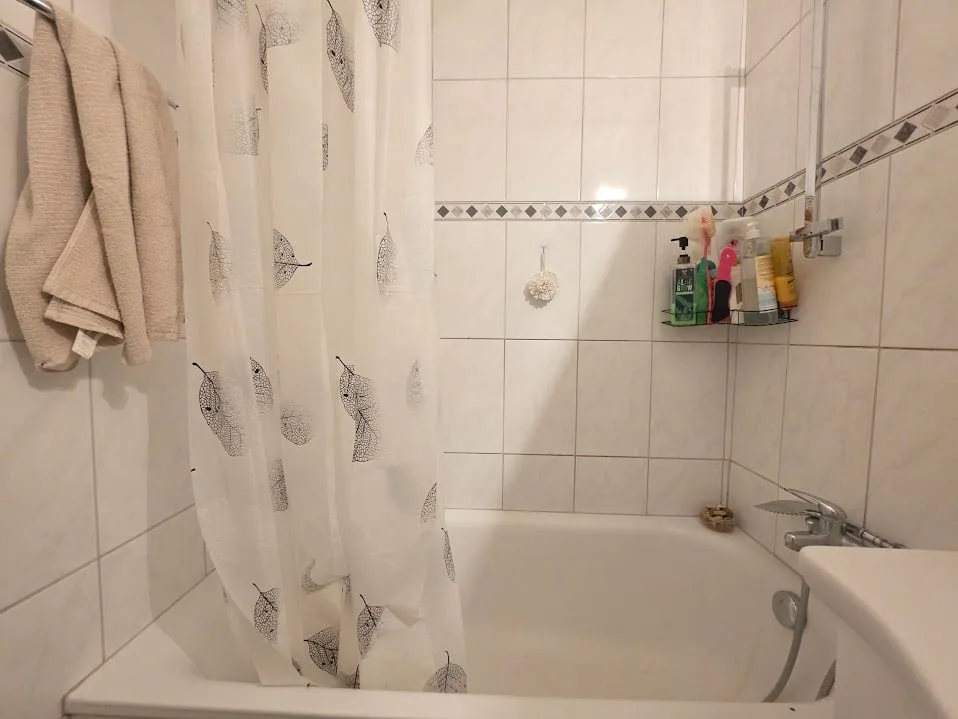 Moderne, grosszügige 3-Zimmer-Wohnung in zentraler Lage!