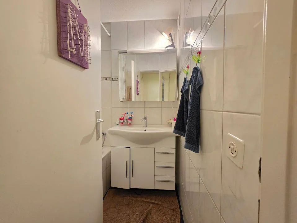 Moderne, grosszügige 3-Zimmer-Wohnung in zentraler Lage!