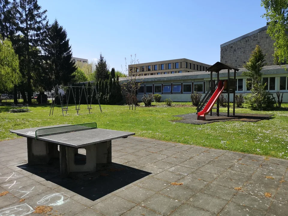 In vendita a Delémont: appartamento 3.5 locali, con garage privato, vista sulla città