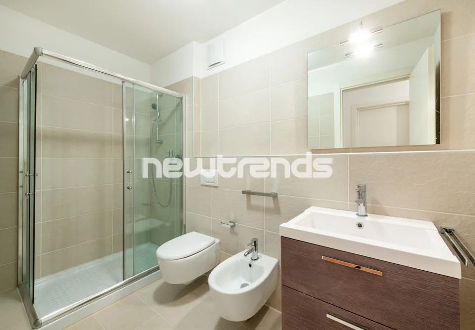 Mendrisio Modernes und geräumiges Duplex von 120 m² in Wohngebiet