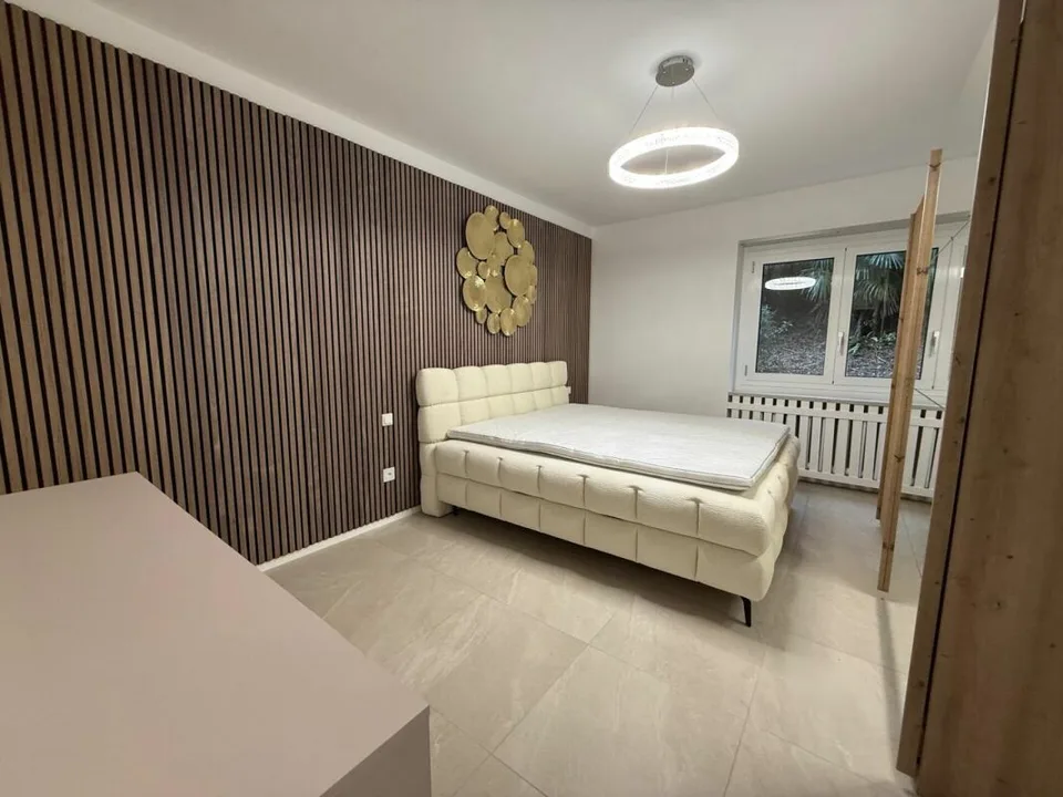 MASSAGNO - 3,5 PIÈCES RÉNOVÉES FINEMENT - JARDIN PRIVÉ