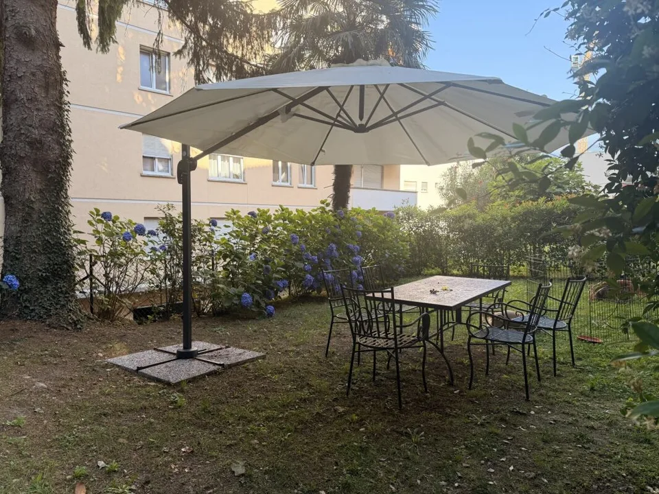 MASSAGNO - 3.5 LOCALI RINNOVATO FINEMENTE - GIARDINO PRIVATO