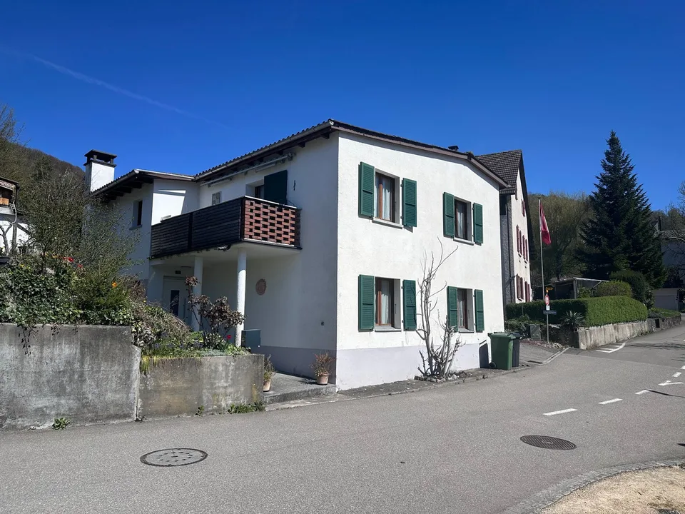 Charmante maison familiale de 4,5 pièces dans un quartier calme de Zuzgen