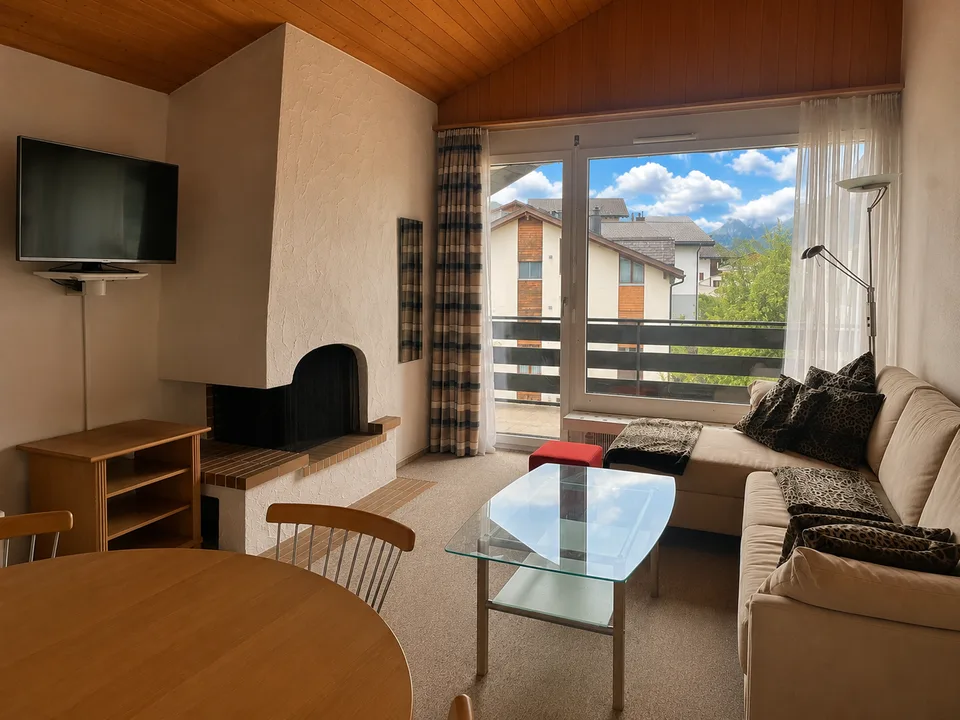 Appartement cosy 1,5 pièces avec galerie à Obersaxen