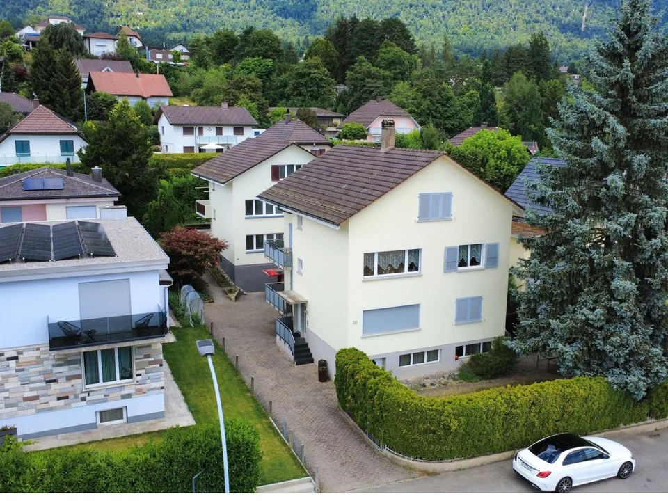 Due case multifamiliari a Grenchen – investimento di capitale attraente con rendita netta del 5,3%