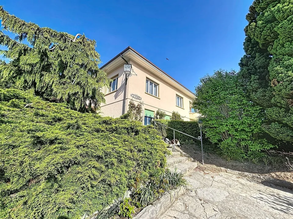 Haus 5.5 Zimmer - Reihenhaus - Cortaillod