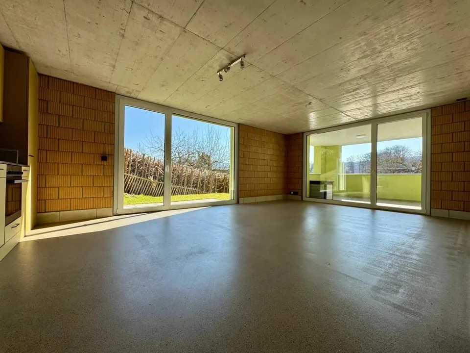 For rent: Superb apartment with 2.5 rooms, 63 m², bright, with elevator and no thresholds