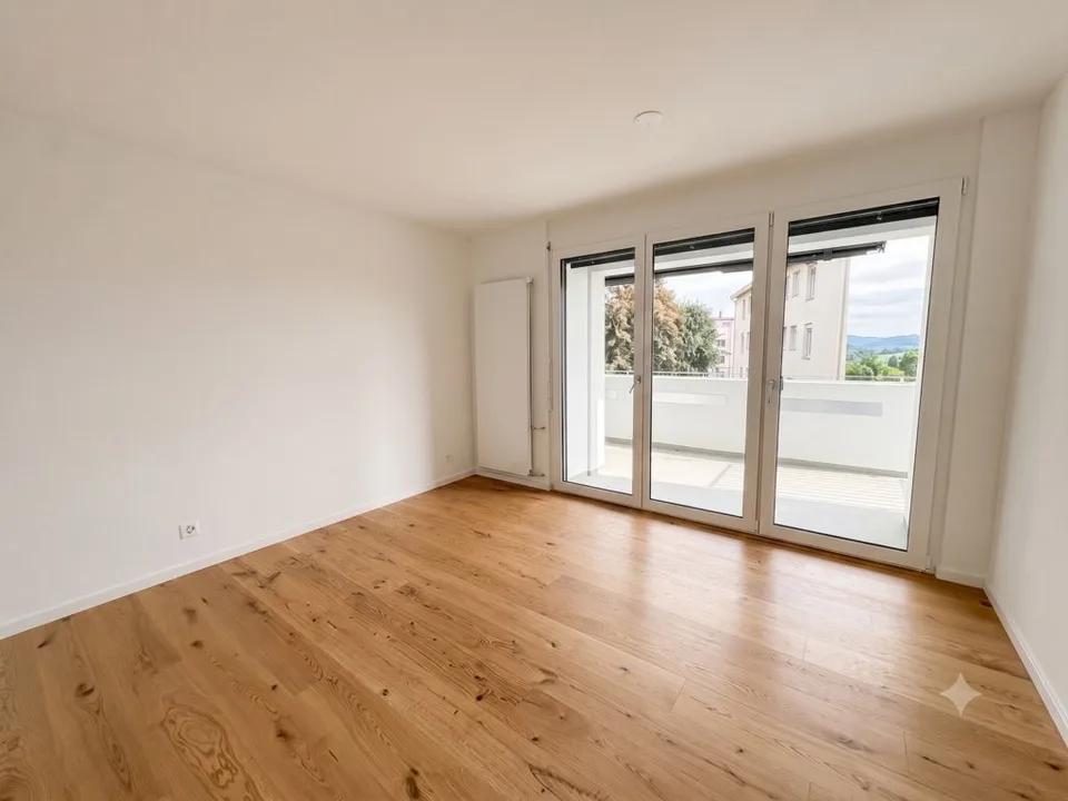 LETZTE 3.5 ZIMMER WOHNUNG - FRISCH SANIERT AN RUHIGER LAGE