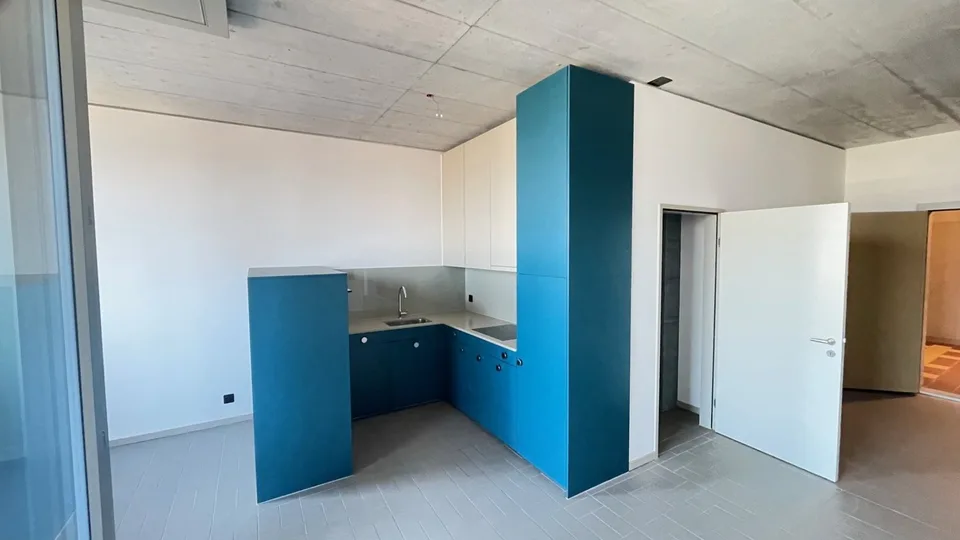 Stilvolle 2.5-Zimmerwohnung im Hochhaus mit Aussicht