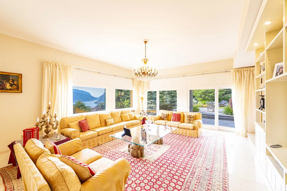 Villa Sissi | Una proprietà esclusiva sulle colline di Porza