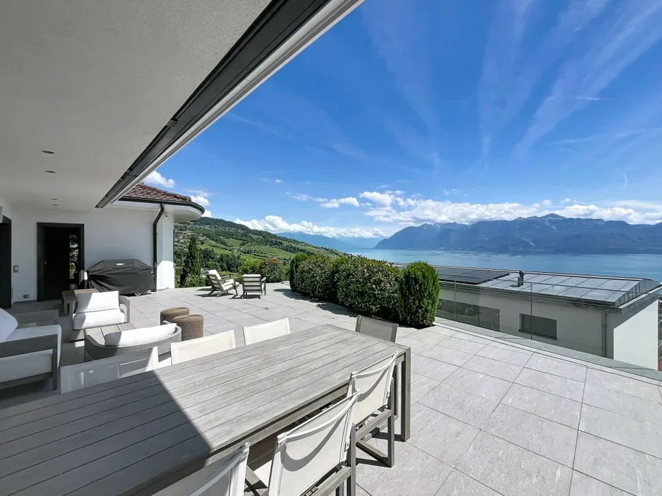 Lutry: Außergewöhnliches Anwesen mit 8 Zimmern und Panoramablick auf den See – Foto 7 von 10