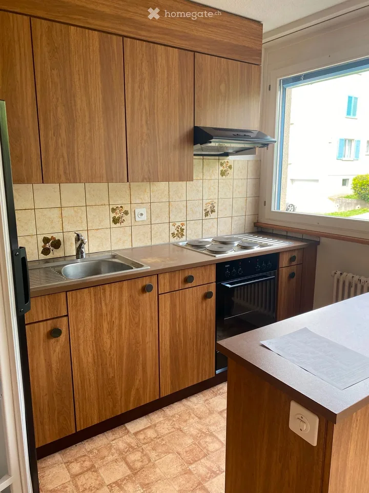 Appartement temporaire 4 pièces à Dietlikon (jusqu'au 31.03.2027)