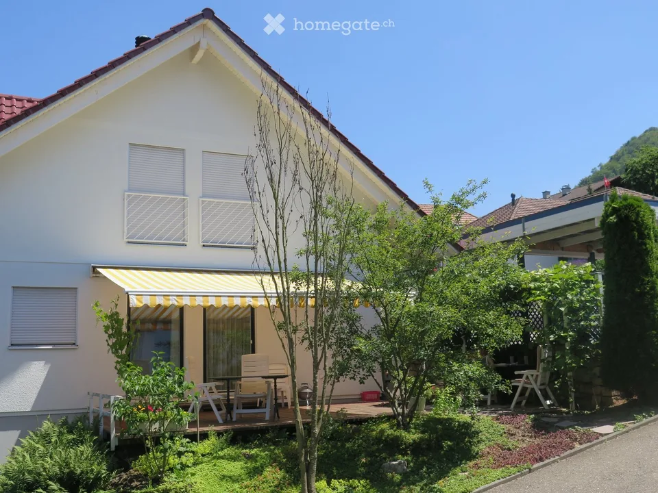 Grosszügiges 6.5-Zimmer-Einfamilienhaus in Grellingen