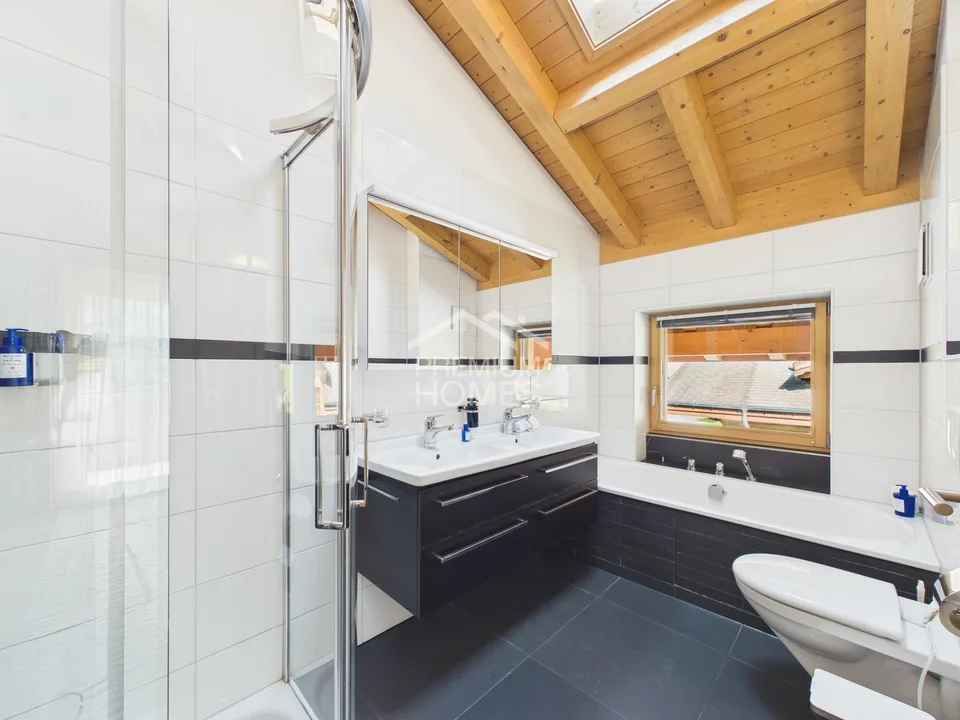 Exklusives Chalet-Penthouse mit Bergpanorama!
