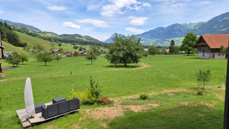 Maison de famille charmante de 7,5 pièces à Giswil – Situation calme avec vue sur les montagnes – photo 9 sur 9