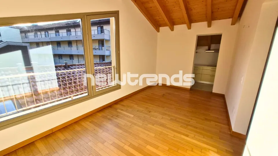 Mendrisio 106 m² sur deux niveaux: appartement 2.5 pièces moderne dans un emplacement idéal