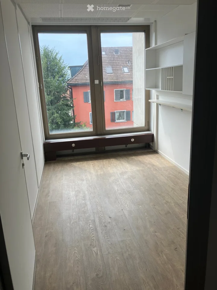 2 Bureaux dans le district 6 Oberstrass à louer