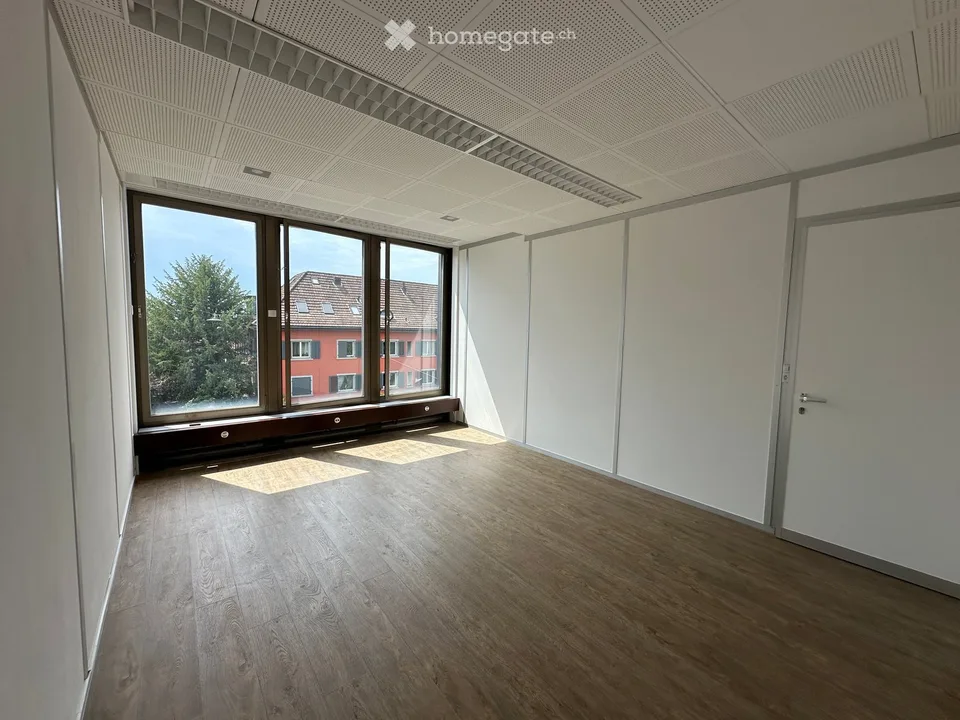 2 Bureaux dans le district 6 Oberstrass à louer