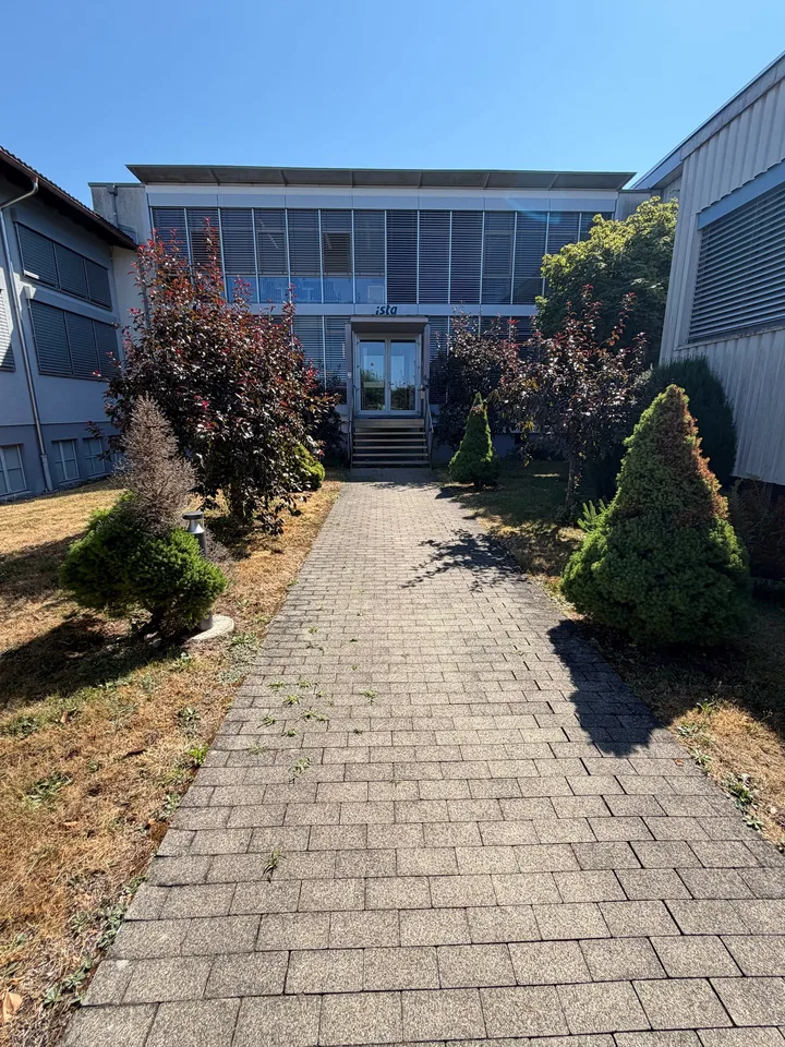Büro- und Lagerflächen an Toplage in Oftringen – Ihr neuer Unternehmensstandort