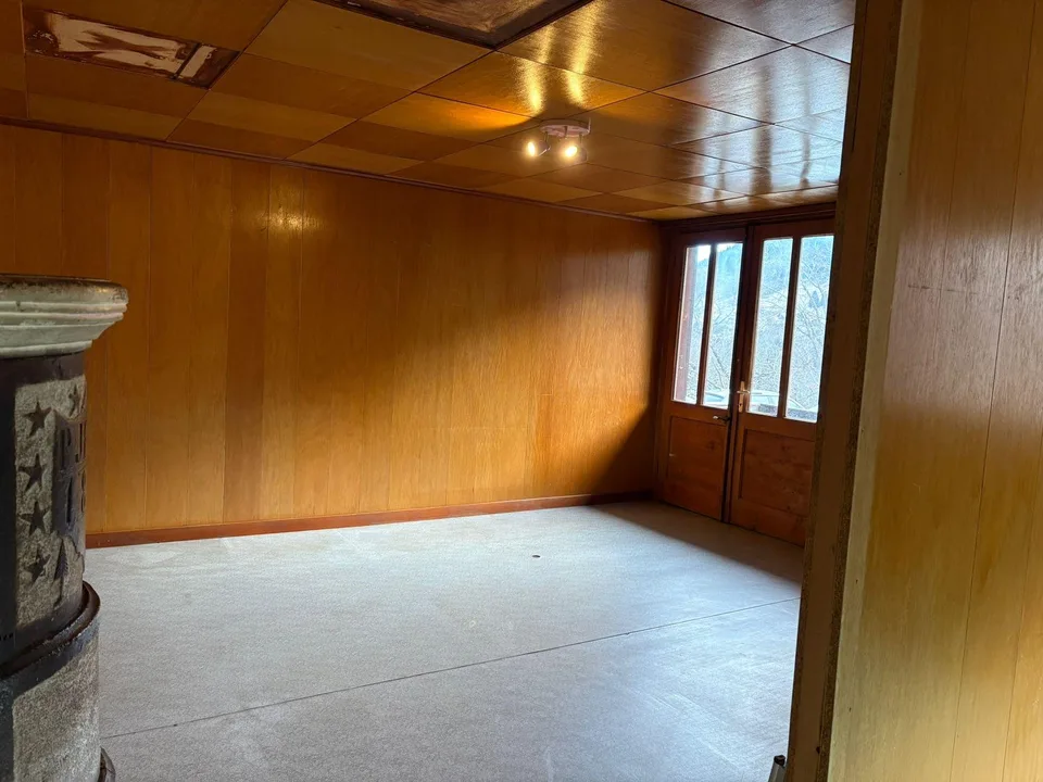 À vendre ? Chalet à rénover avec fort potentiel de développement à Troistorrents | CHF 390'000.?